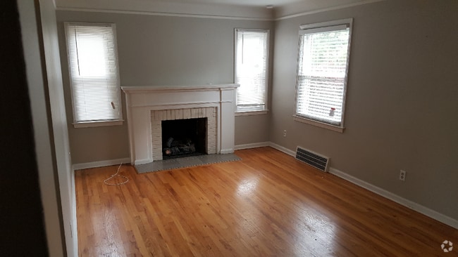 Building Photo - 13660 Manhattan St Rental