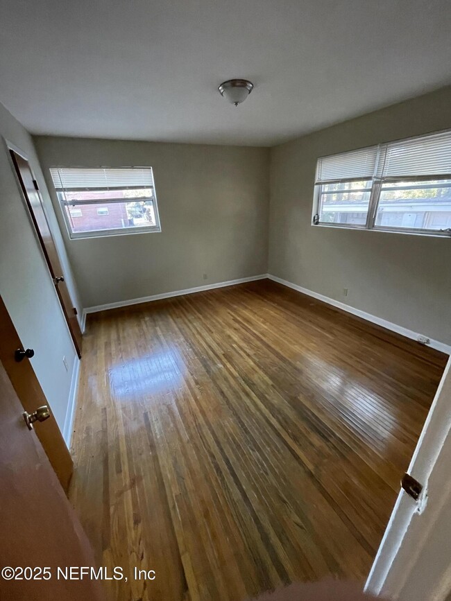 Photo - 5452 Santa Rosa Way Apartamento Unidad 4