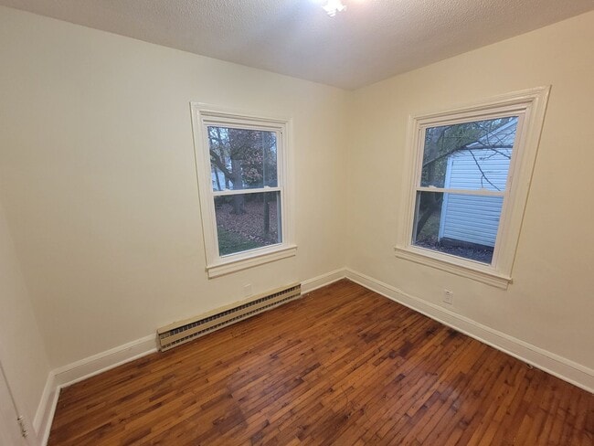 1605 Textile Dr