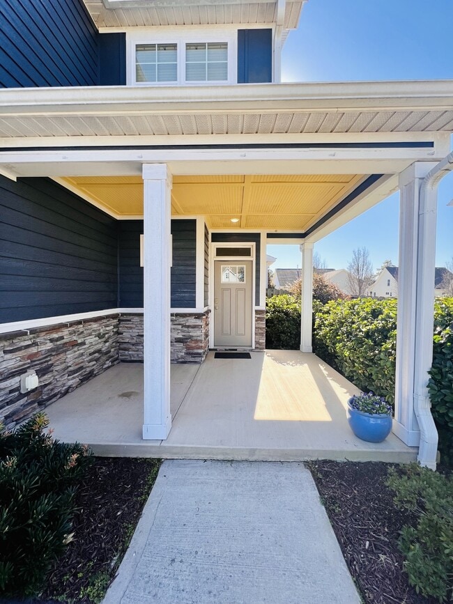 Photo - 108 Abaco Dr E