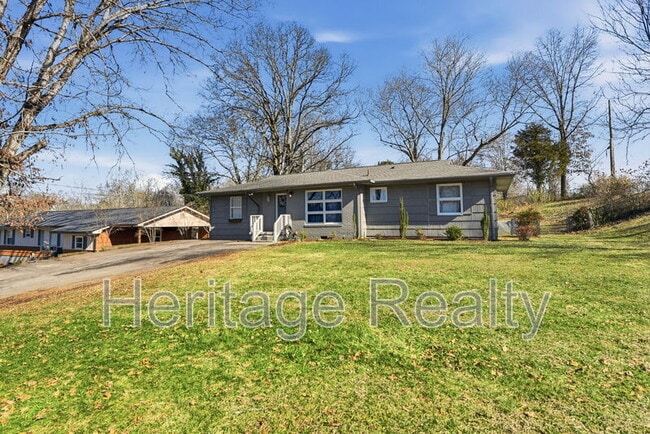 Photo - 1309 Huntington Rd SW
