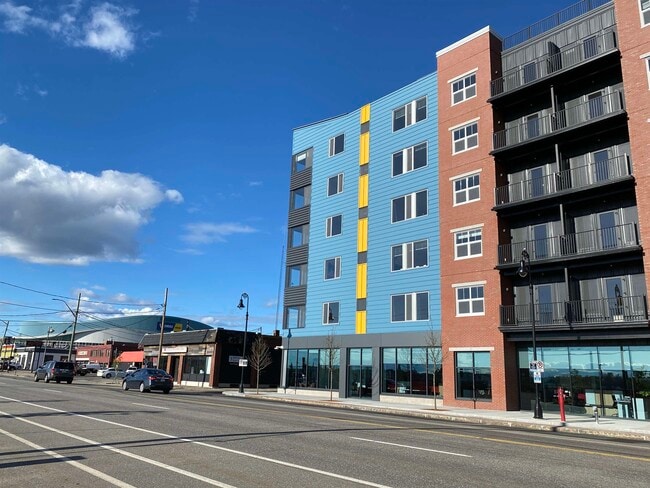 409 Elm St Unit 603