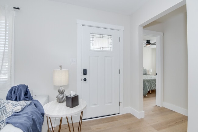 Photo - 313 Marshall St
