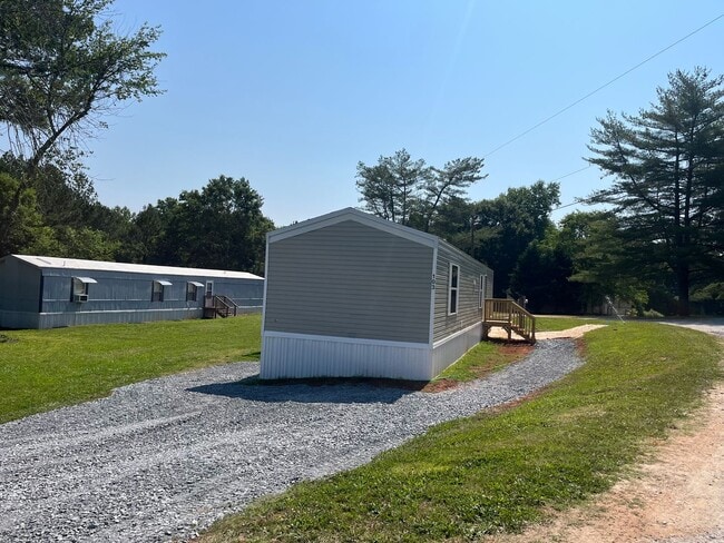 Photo - 2/2 in Cleveland County - New