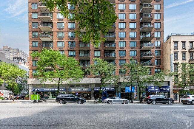 Photo - Connaught Tower Co-op