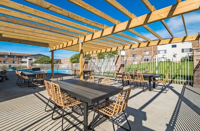 Hoffman Hills Apartments