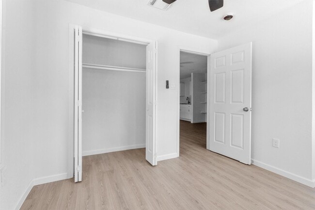 Photo - 16016 Green Manor Dr Unidad C