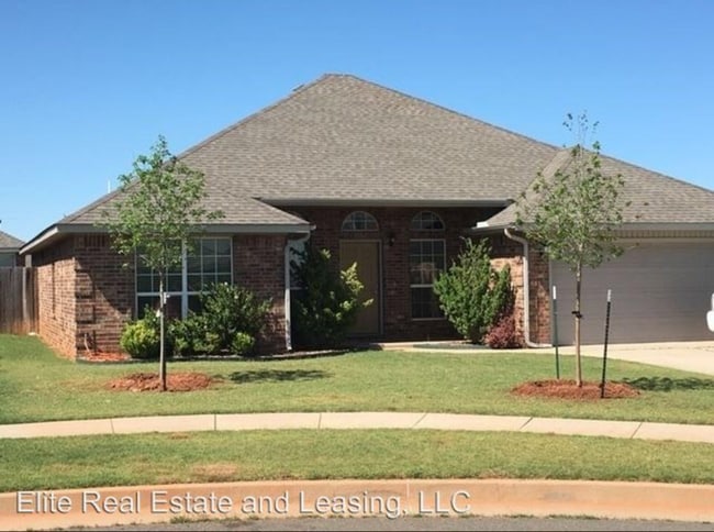 Photo - 4 bd/2 ba - Yukon adress - Mustang Schools