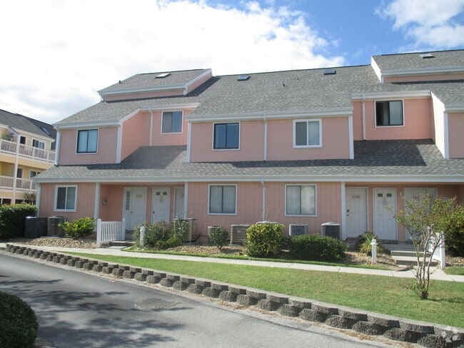 Building Photo - Pebble Beach I302 Rental