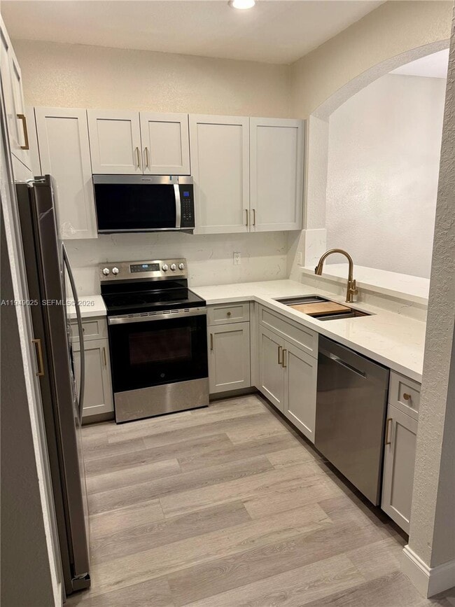 Photo - 2511 SW 99th Way