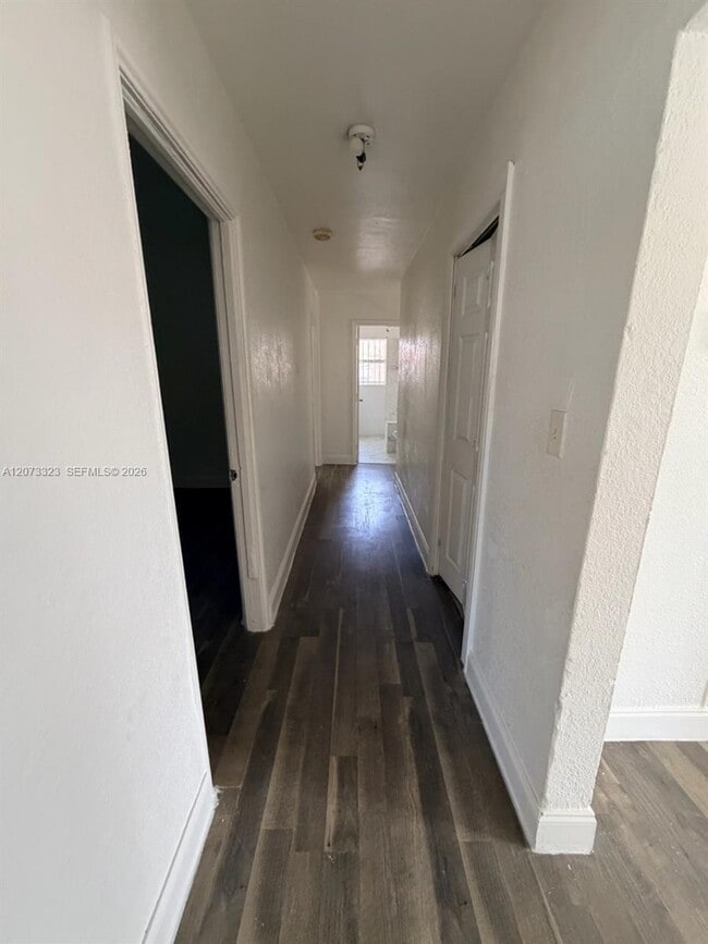 Photo - 786 NW 75th St
