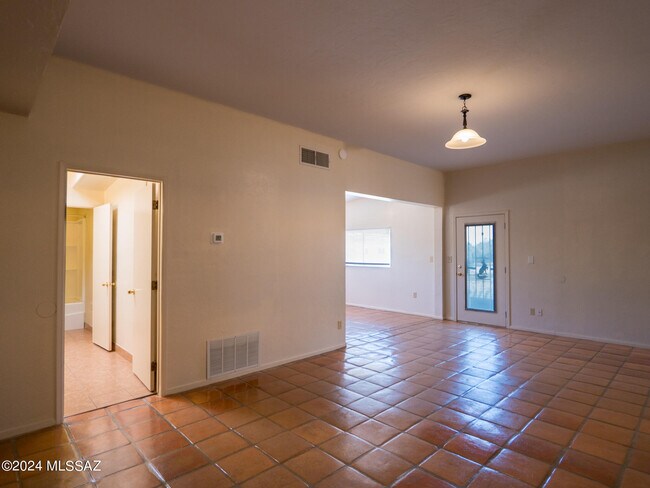 Photo - 4611 S Palant Dr