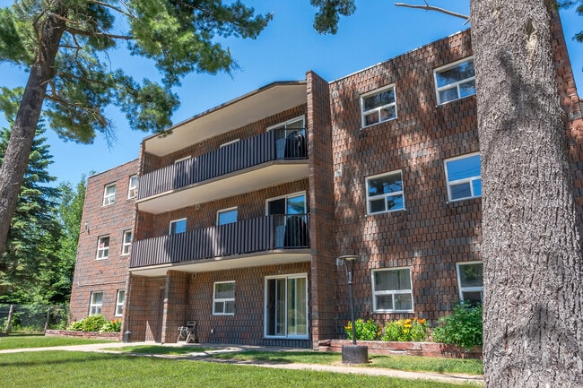 Photo - Village Green Apartments