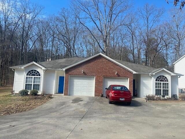 Building Photo - 3841 Stephens Rd NE