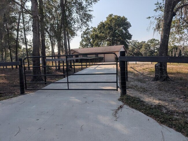 Photo - 4210 SW 89th Ave