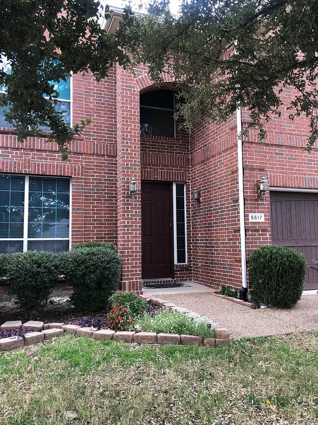 Photo - 5517 Crimson Oaks Dr