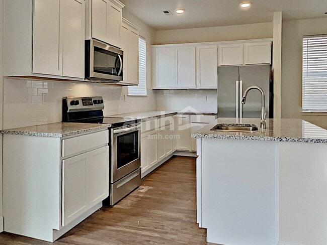 Photo - 13628 106th Ave E