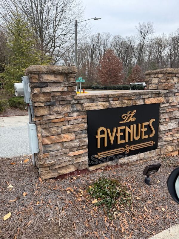 Photo - 832 Central Park Ave