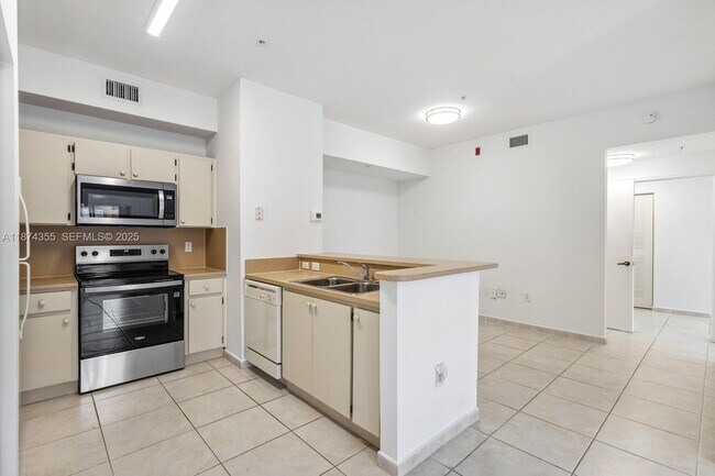 Photo - 7270 NW 114th Ave Unit 201