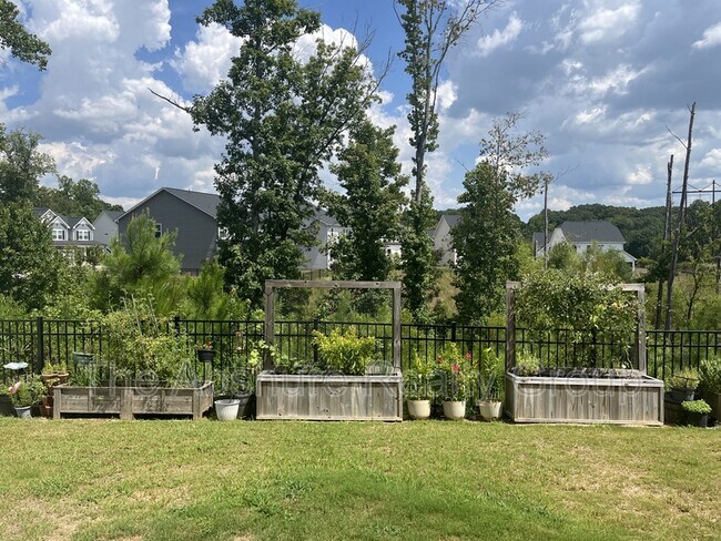 Photo - 1511 Woodland Knl Ct