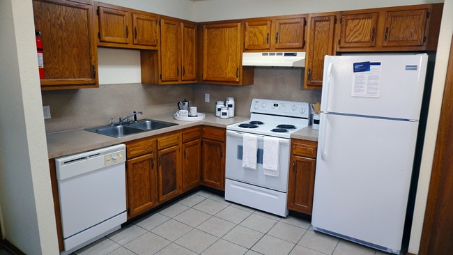 Photo - Campus West Apartments