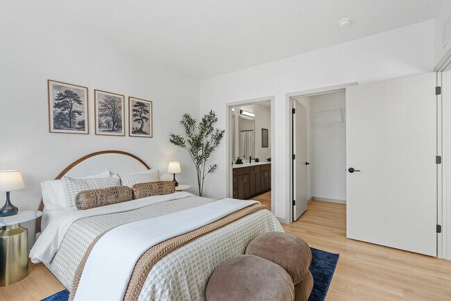 Model Bedroom