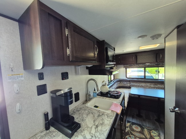 Photo - 7305 Jackson Rd