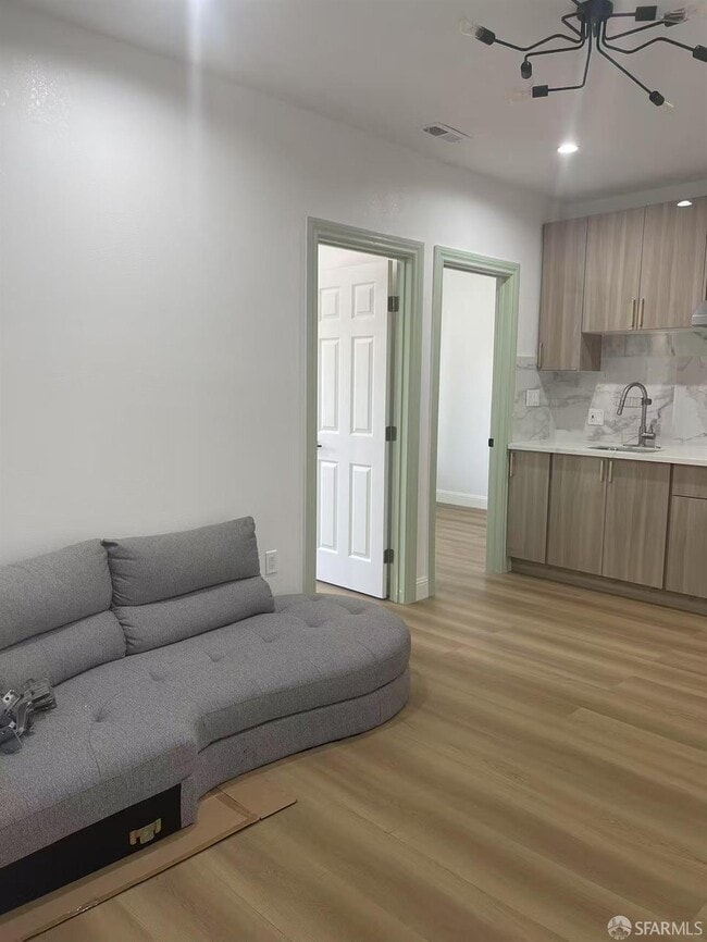 Photo - 1435 Newcomb Ave