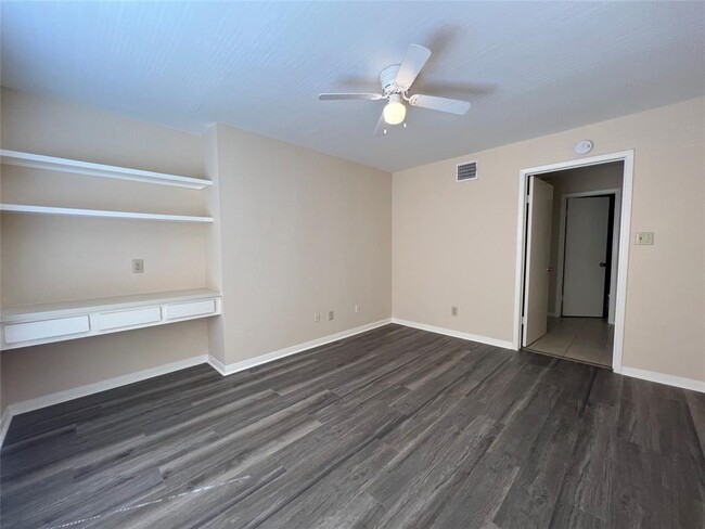 Photo - 2626 Holly Hall St Condo Unit 1011