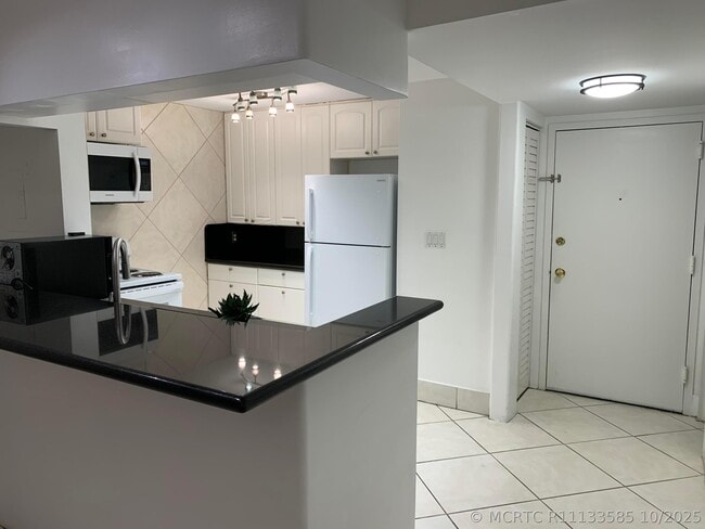 Photo - 2935 NE 163rd St Unit 3m