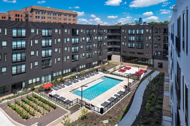 Building Photo - The Yards Rental