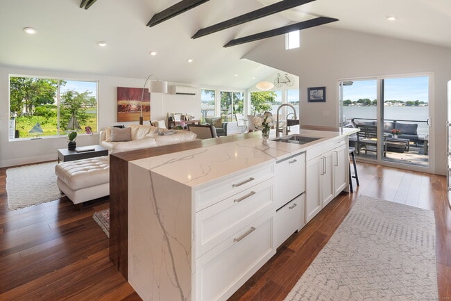 Photo - 22 Baxter Dr