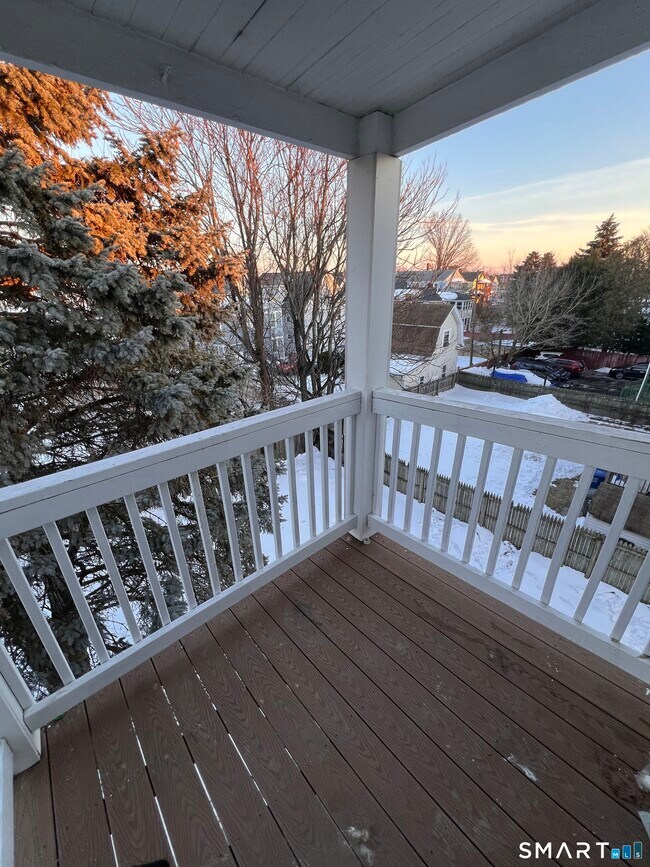 Photo - 128 Prince St Unidad 3rd. Fl.