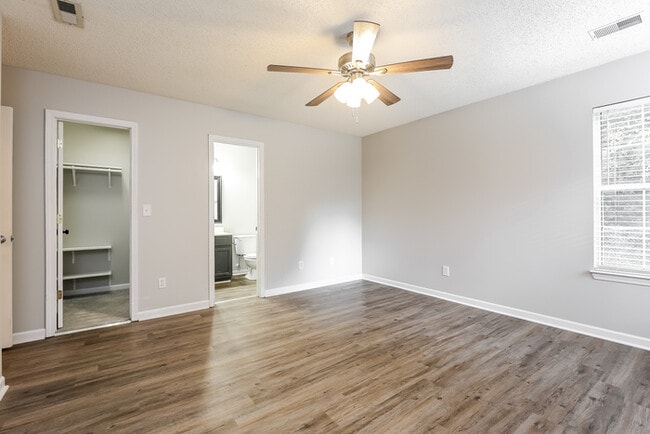 Photo - 313 Hampton Ridge Dr