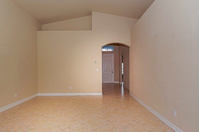 Photo - 5561 57th Way