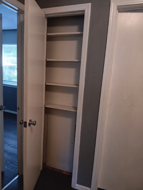 Photo - 1601 N Hills Blvd Unit 1601 N Hills Blvd