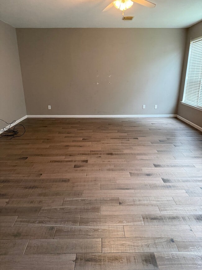 Photo - 21910 Willow Downs Dr