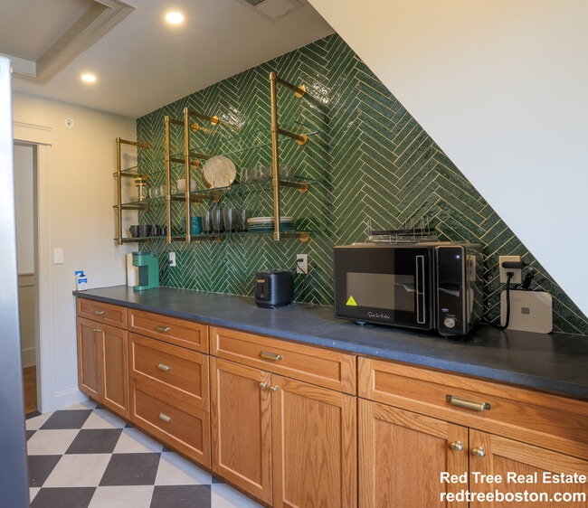 Photo - 44 Winslow Rd