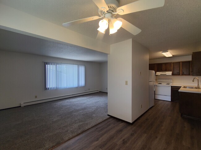 Photo - 643 2nd Ave E Unidad 2 Bedroom