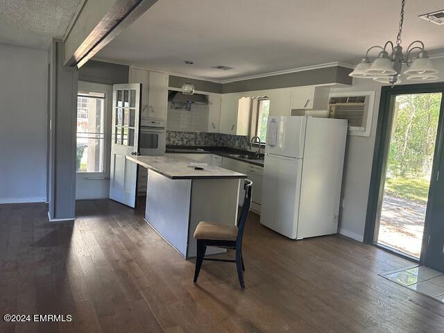 Photo - 4818 37th Ave