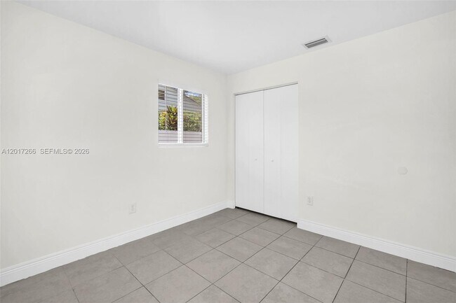 Photo - 1550 NE 131st Ln Unit 1550