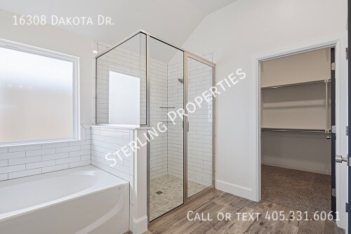 Photo - 16308 Dakota Dr