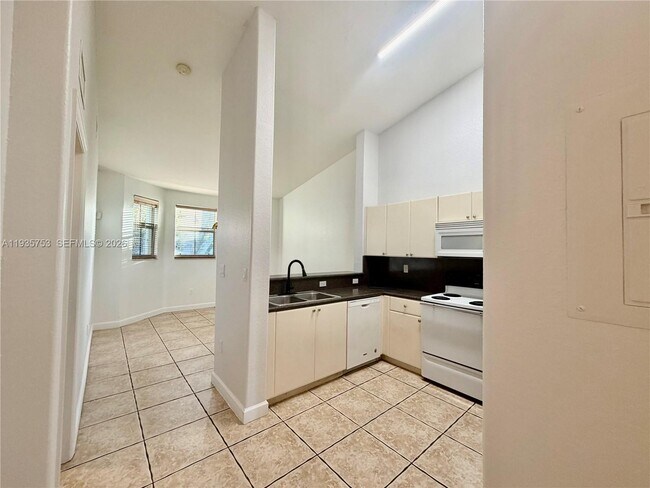 Photo - 1692 SE 29th Ct Unit 201