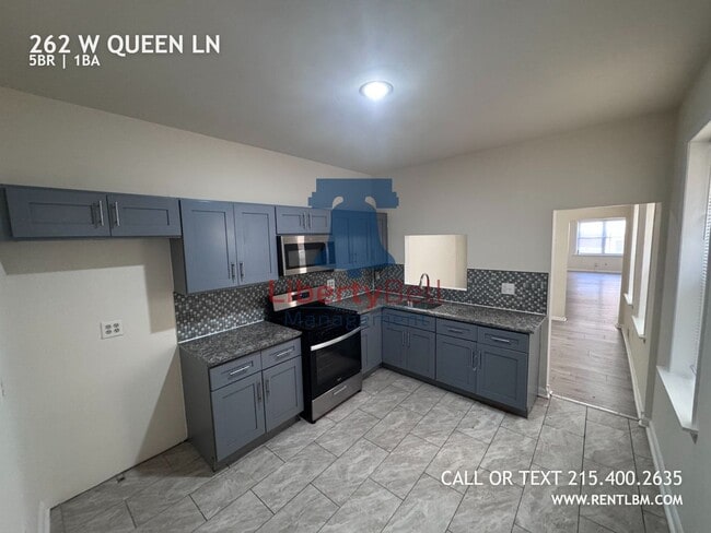262 W Queen Ln