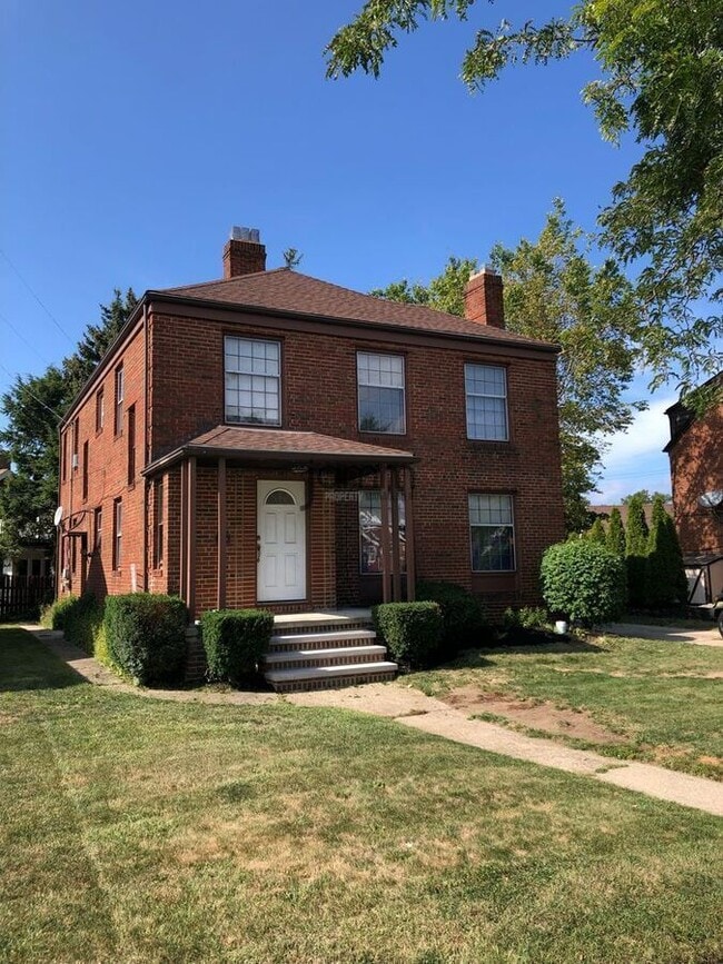 Photo - 17724 Hilliard Rd