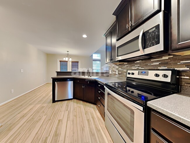 Photo - 110 Saddleclub Way