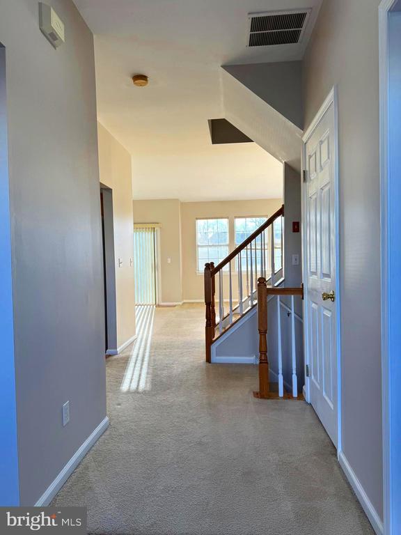 Photo - 30 Amesbury Ct