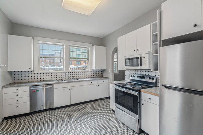 Photo - 1606 Laurel Ave