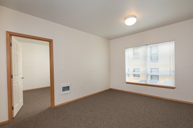 Planos de planta cuidadosamente diseñados - Tate Mason House - 55+ Community