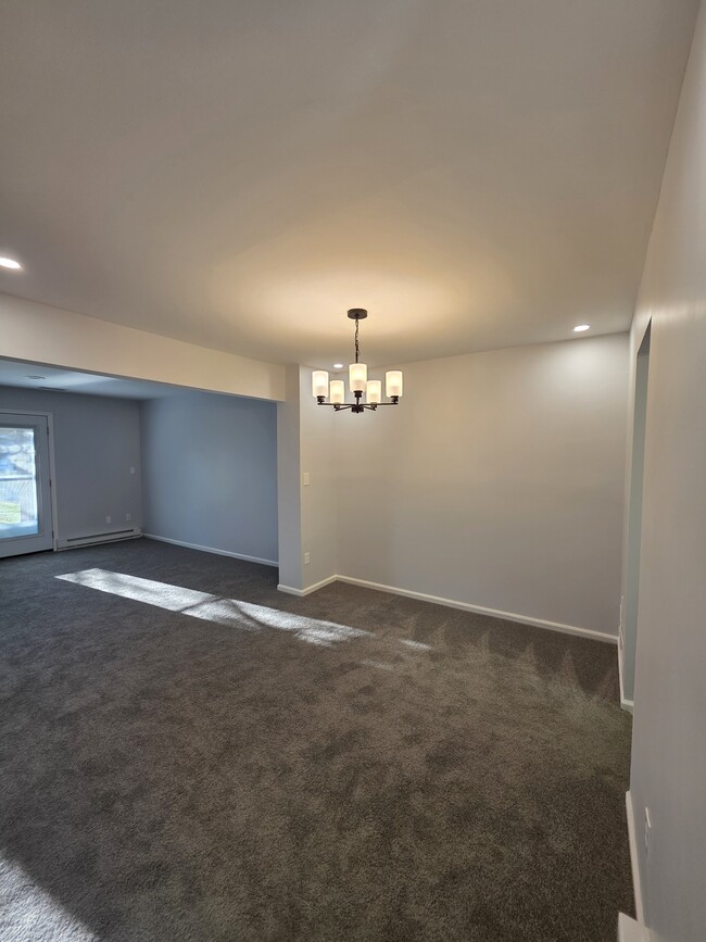 Photo - 1930 Cricklewood Cv